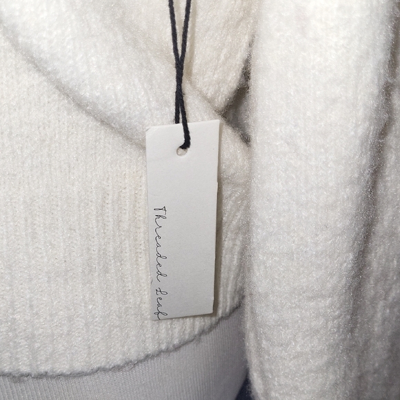 Off White Knit Sweater Showing TEDDY BEAR with Bow design. - Picture 9 of 13